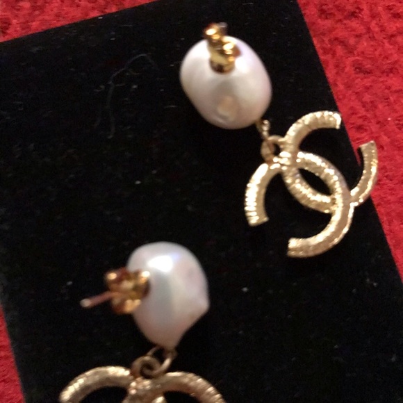 Akoya sea Pearl earrings - Picture 11 of 16